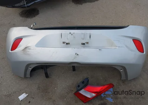 2013 Hyundai Elantra Gt from USA, damaged, VIN KMHD35LE6DU123275